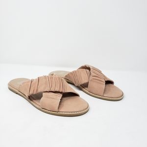 EILEEN FISHER| Crisscross Slide Nubuck Sandal